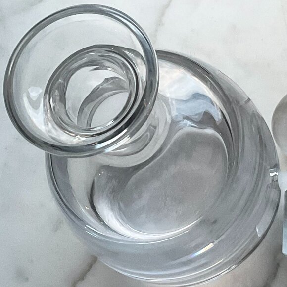 Crystal Oval Decanter & Stopper VINTAGE very heavy pristine - Picture 9 of 12